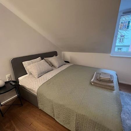 Tiny Wellness Apartment Graz Esterno foto
