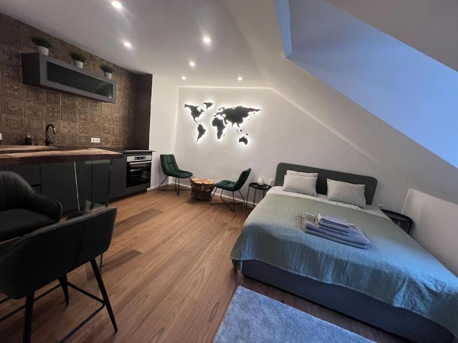 Tiny Wellness Apartment Graz Esterno foto